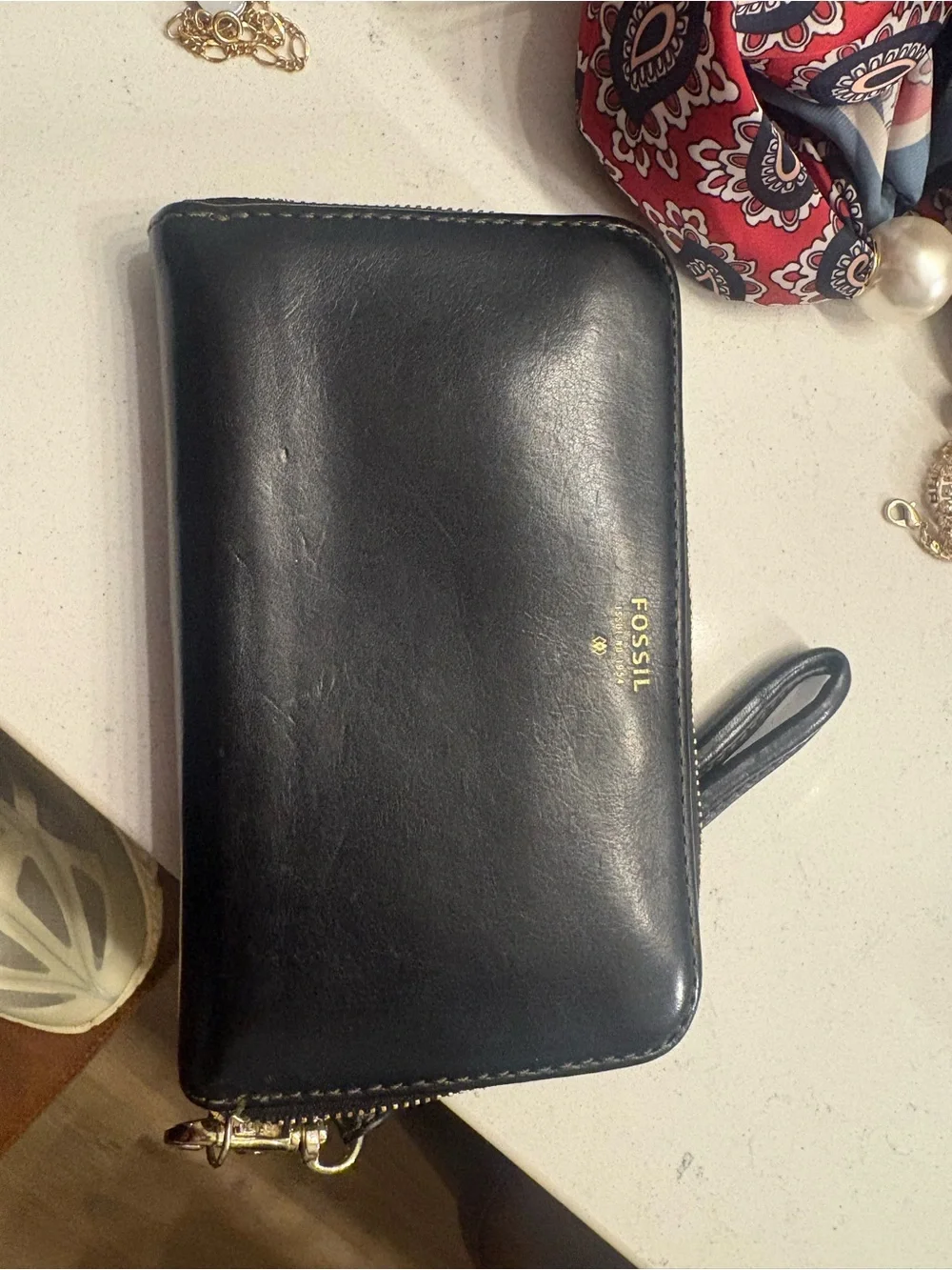 Fossil Black Zip Around Leather Card Holder wallet with wristlet strap